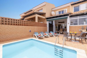 Villa Florencia by Villa Plus